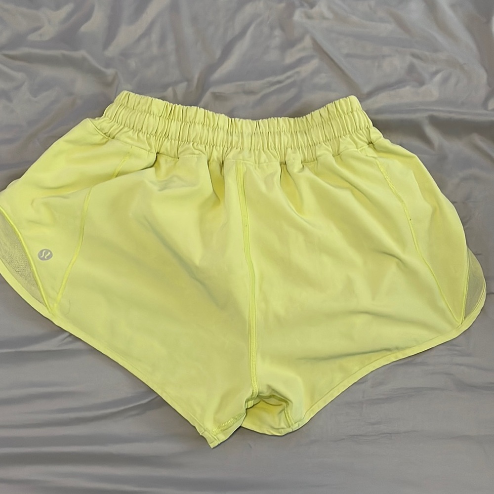 Light green/yellow lululemon hotty hot shorts (2.5 inseam) (perfect condition)